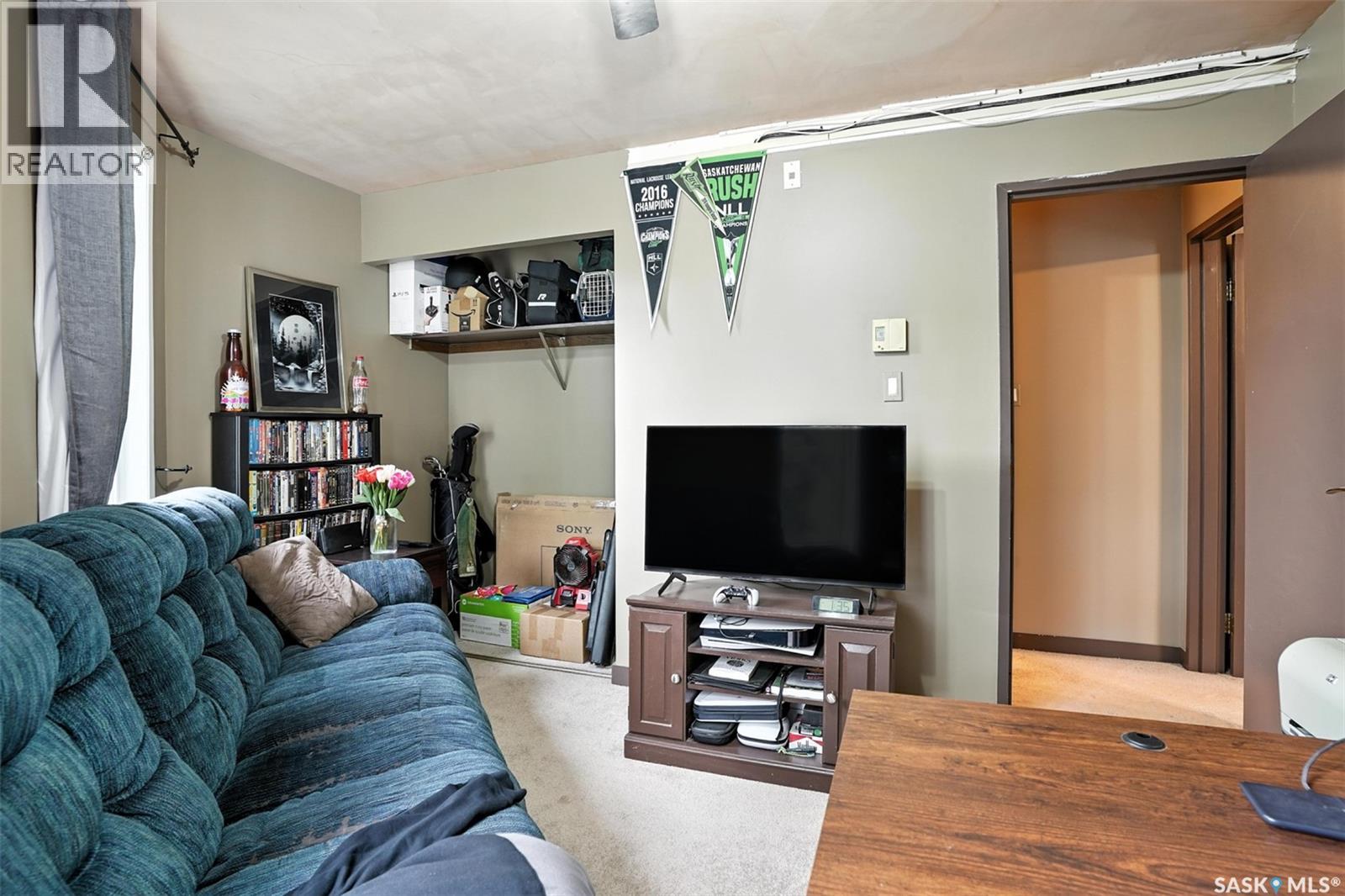 Single Family House Low rise for Sale in   Tait CRESCENT Saskatoon 