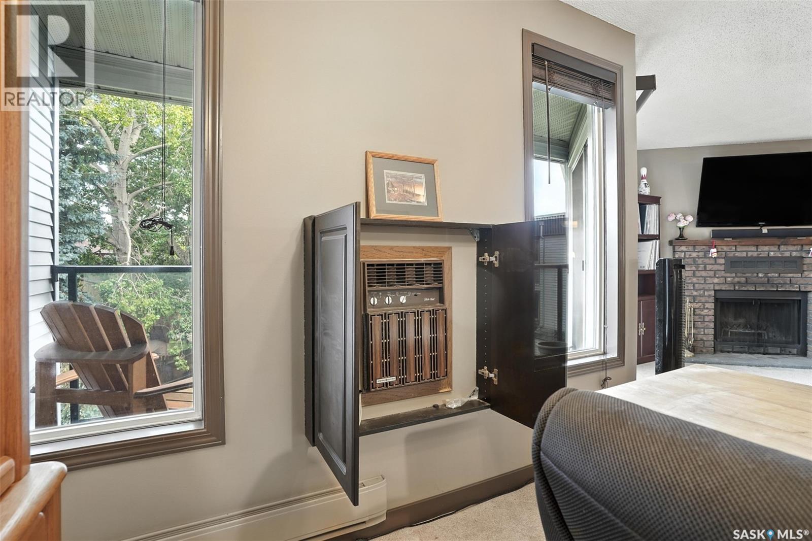 Single Family House Low rise for Sale in   Tait CRESCENT Saskatoon 