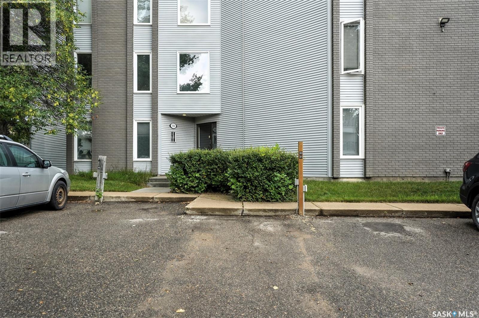 Single Family House Low rise for Sale in   Tait CRESCENT Saskatoon 