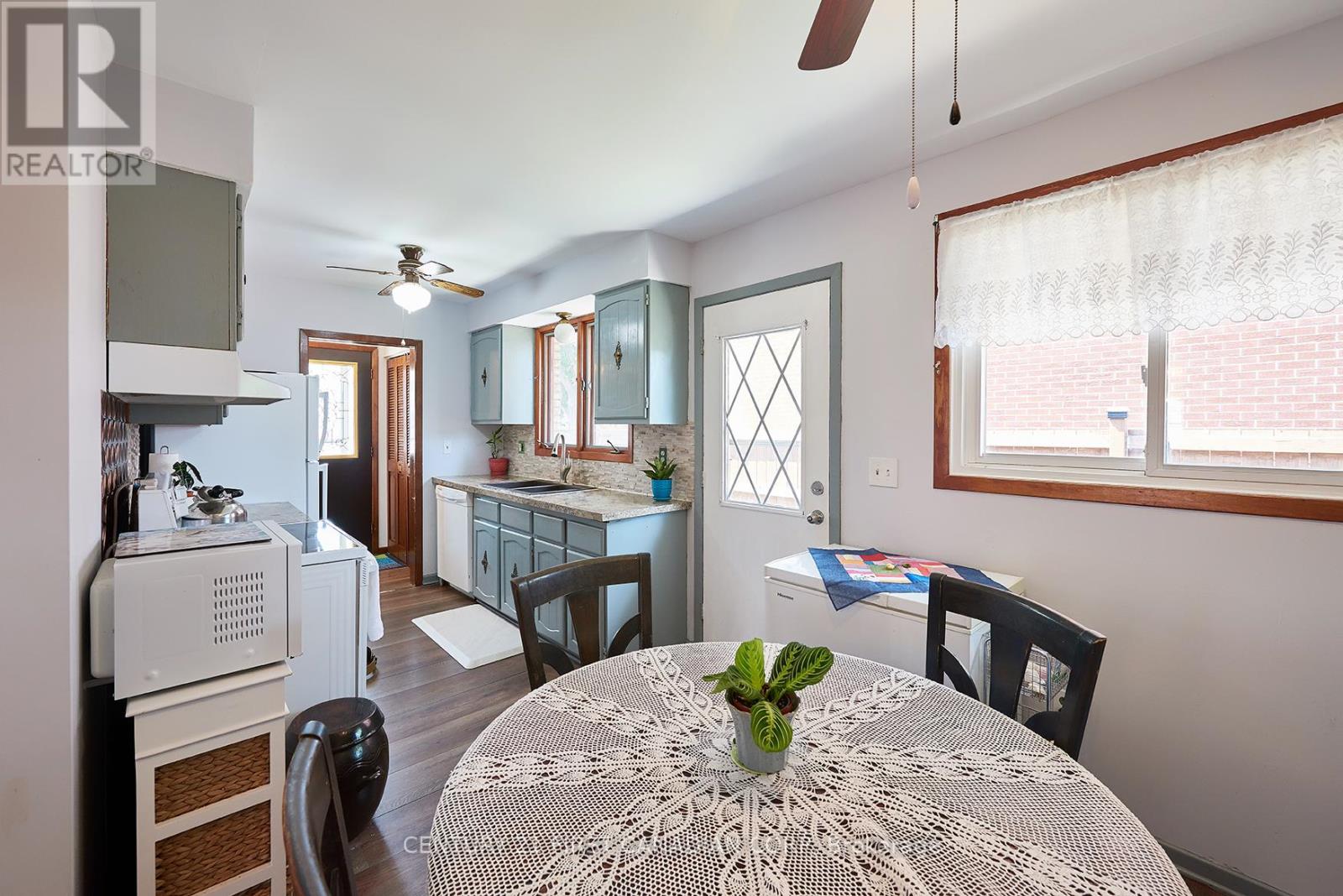 Photo 16 of 10776 Atwater Crescent, Windsor ON