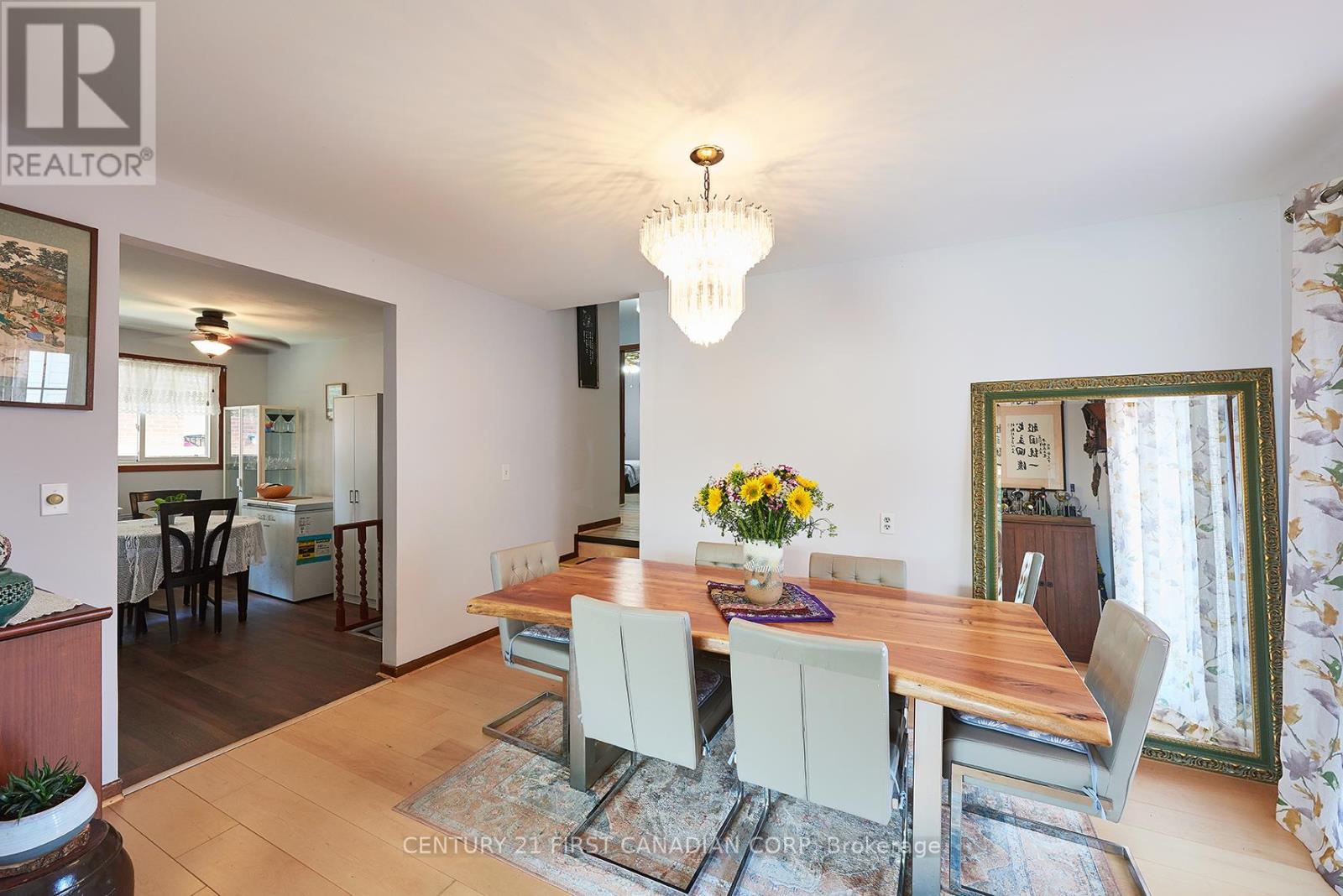 Photo 9 of 10776 Atwater Crescent, Windsor ON