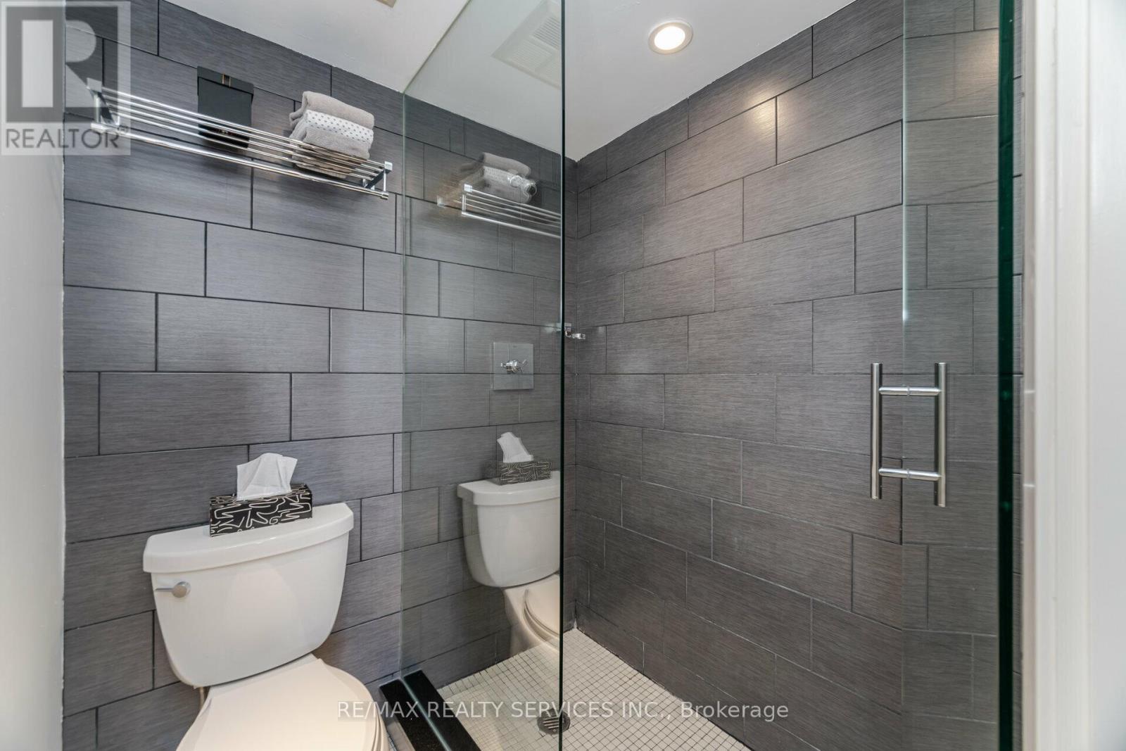 Photo 5 of 1109 310 Mill Street S, Brampton ON