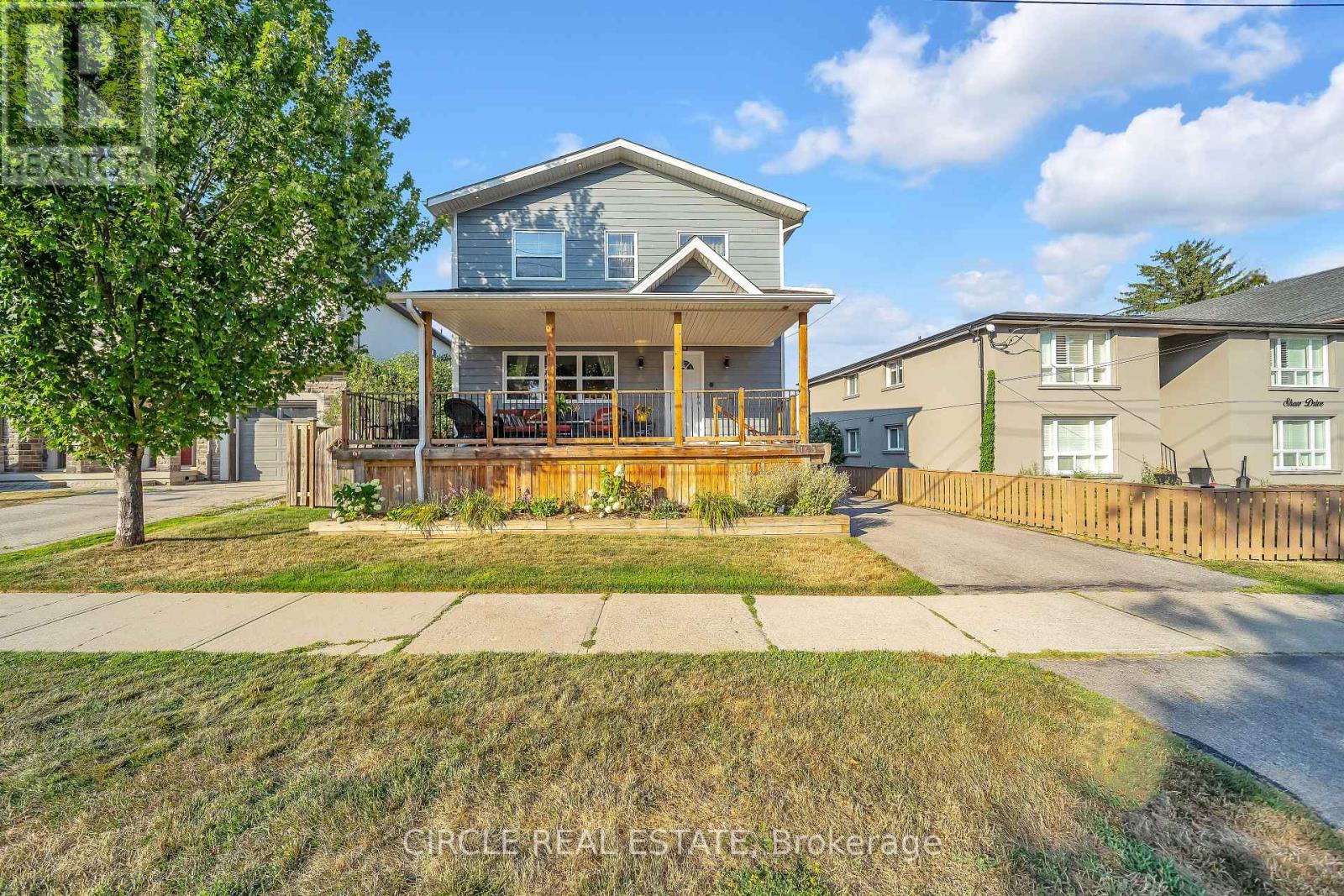 Photo 18 of 1043 Shaw Drive, Mississauga ON
