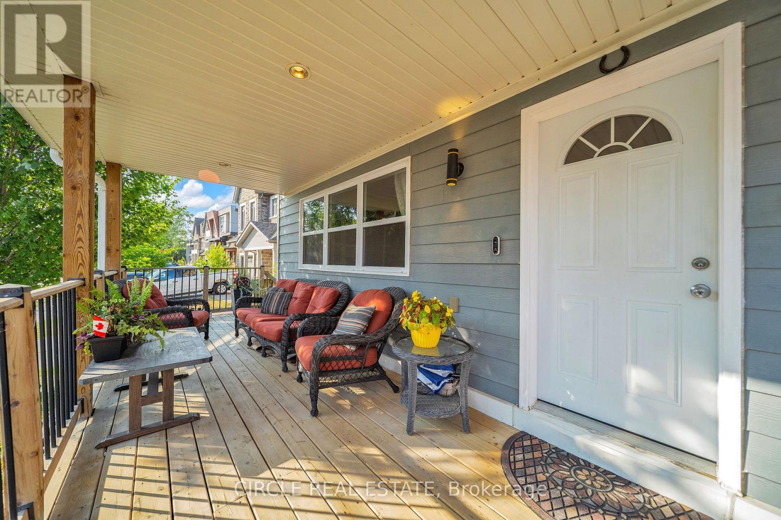 Photo 19 of 1043 Shaw Drive, Mississauga ON
