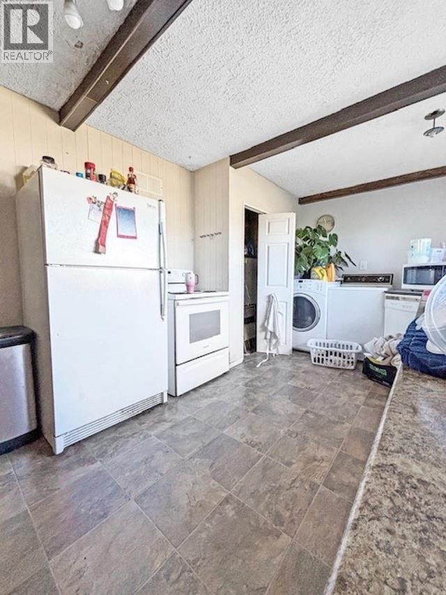 21 KECHIKA STREET, Kitimat