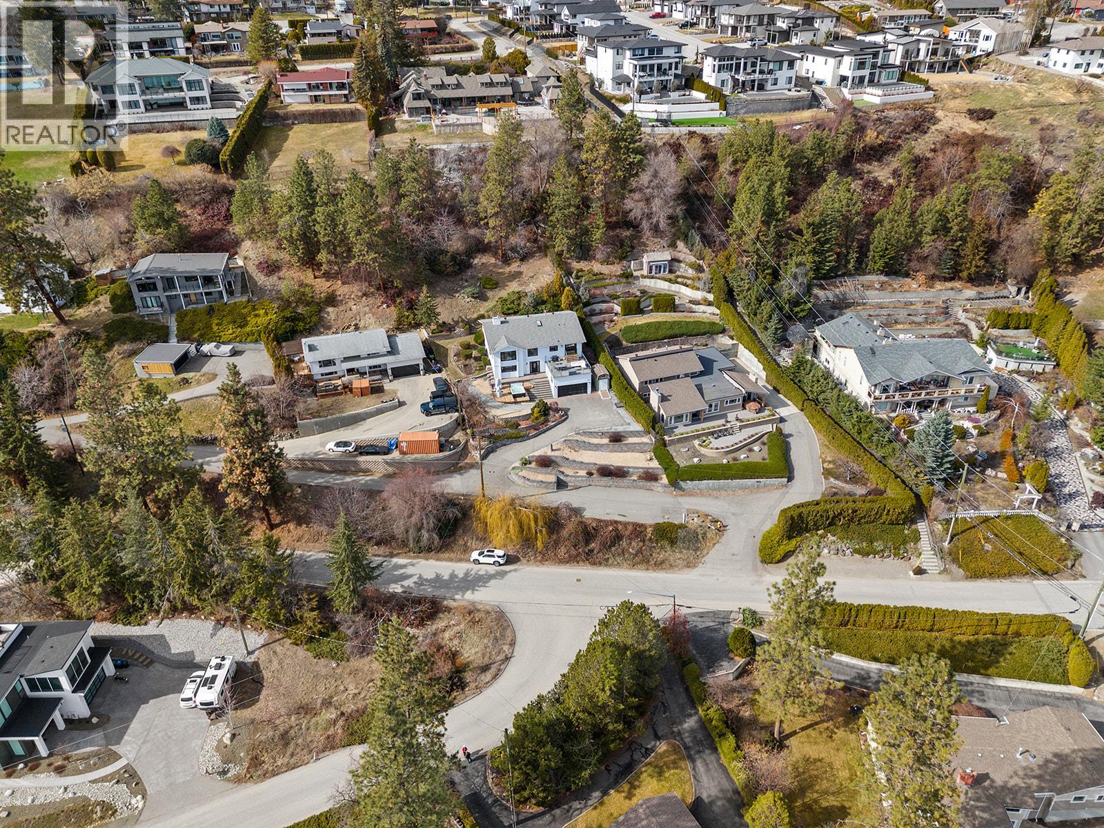  2658 Lakeview Road, West Kelowna