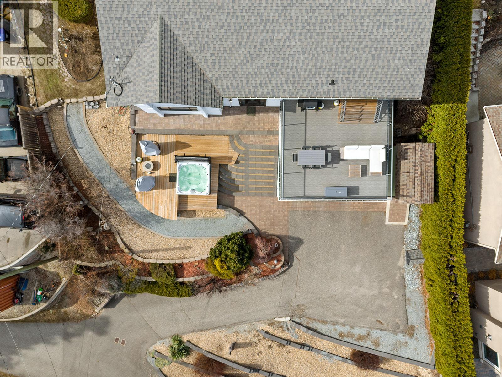  2658 Lakeview Road, West Kelowna
