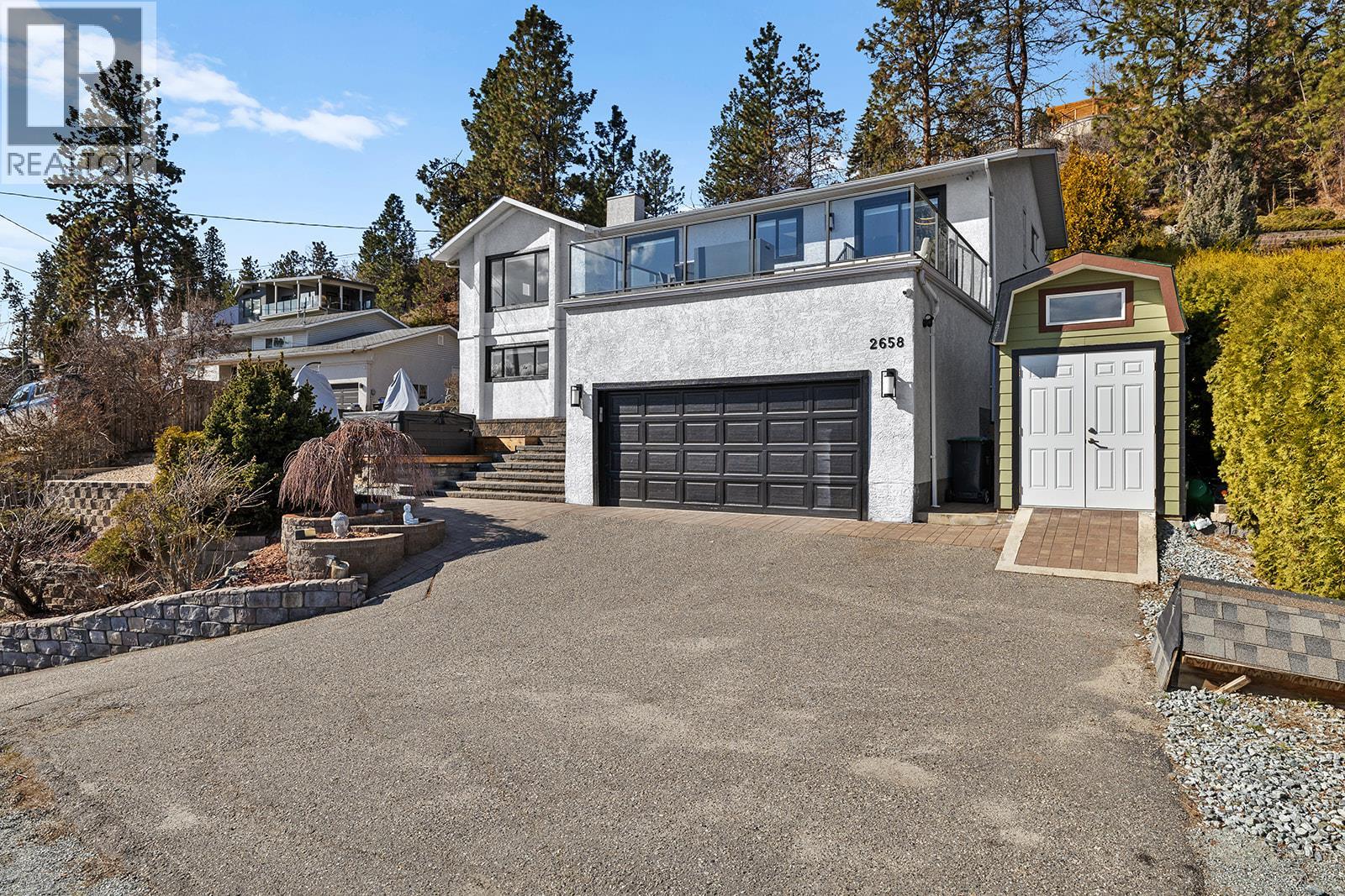  2658 Lakeview Road, West Kelowna