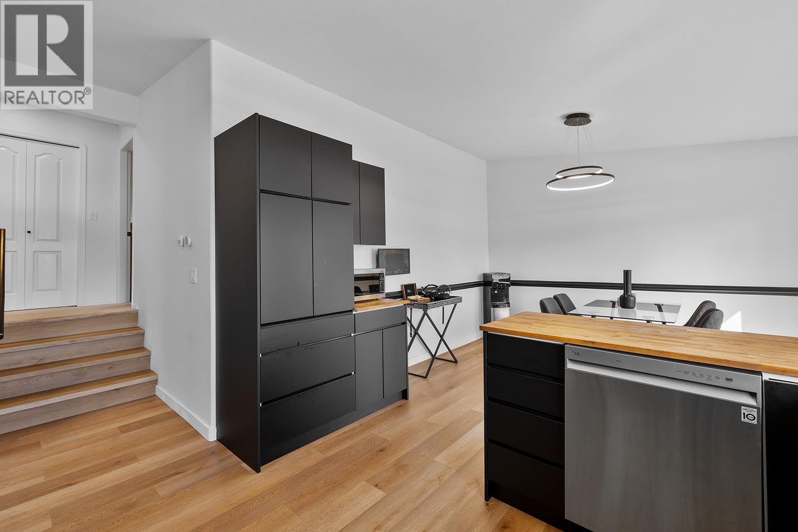  2658 Lakeview Road, West Kelowna