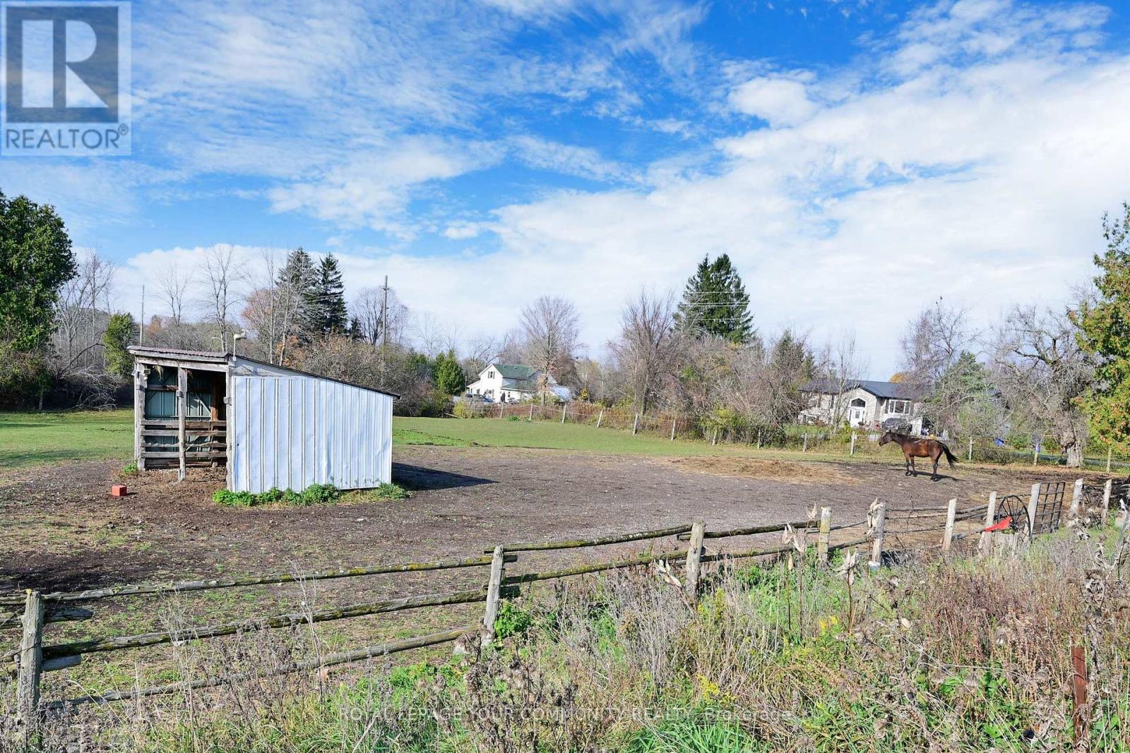 Photo 38 of 14 Distillery Street E, Kawartha Lakes ON