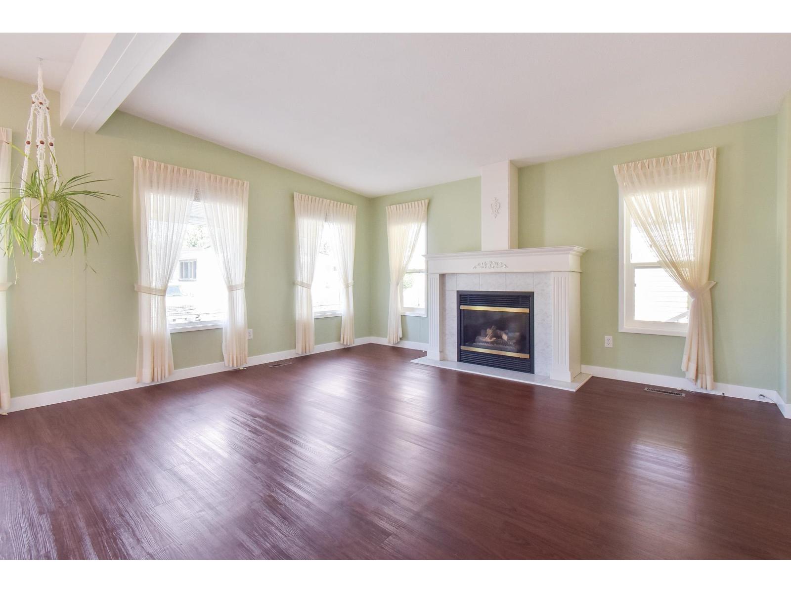 Photo 16 of 86 2303 Cranley Drive, Surrey BC