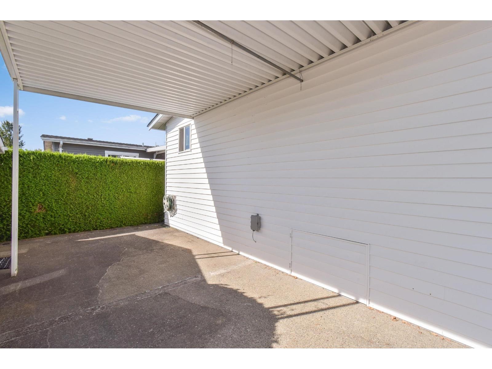 Photo 12 of 86 2303 Cranley Drive, Surrey BC