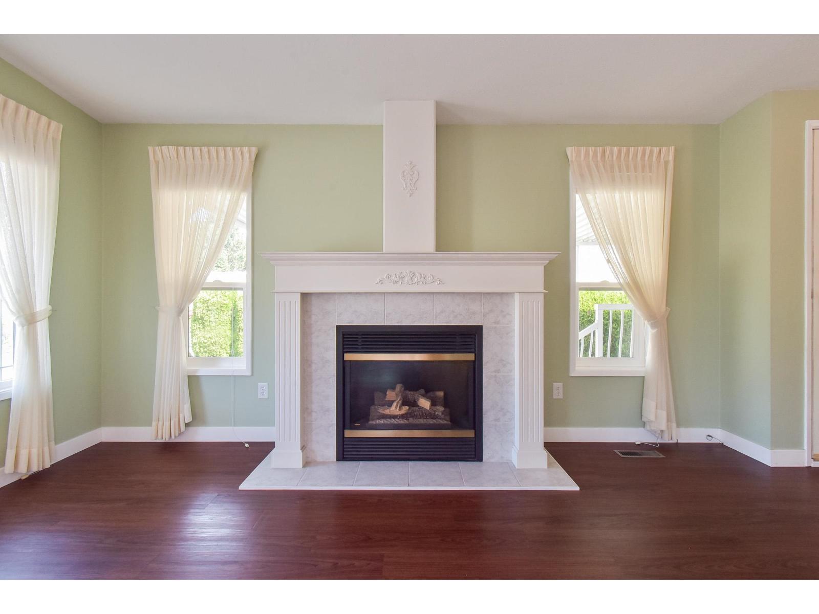 Photo 29 of 86 2303 Cranley Drive, Surrey BC