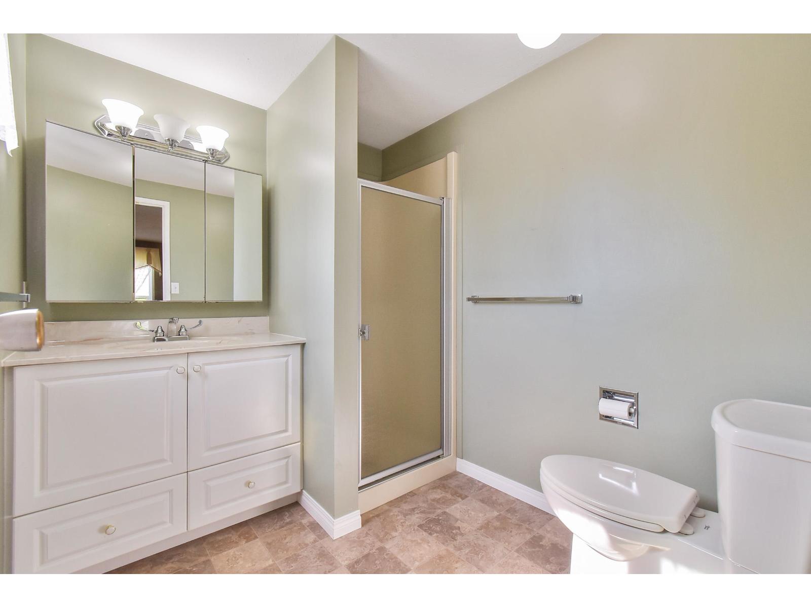 Photo 22 of 86 2303 Cranley Drive, Surrey BC
