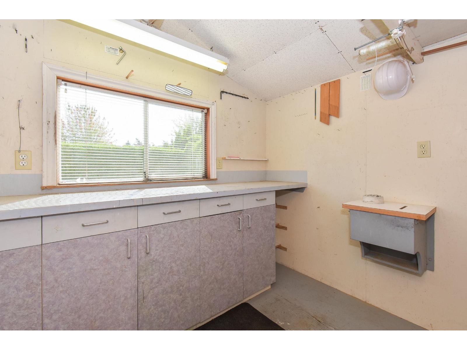 Photo 30 of 86 2303 Cranley Drive, Surrey BC