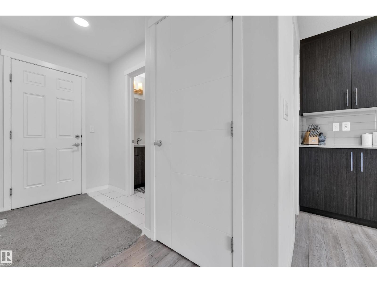 Photo 19 of 3746 Weidle Cr Sw, Edmonton AB