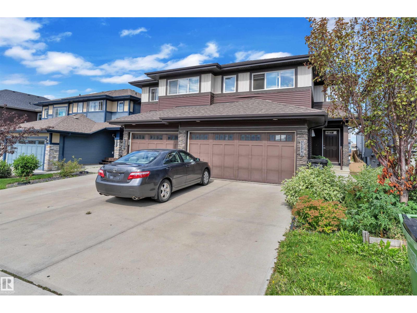 Photo 2 of 3746 Weidle Cr Sw, Edmonton AB