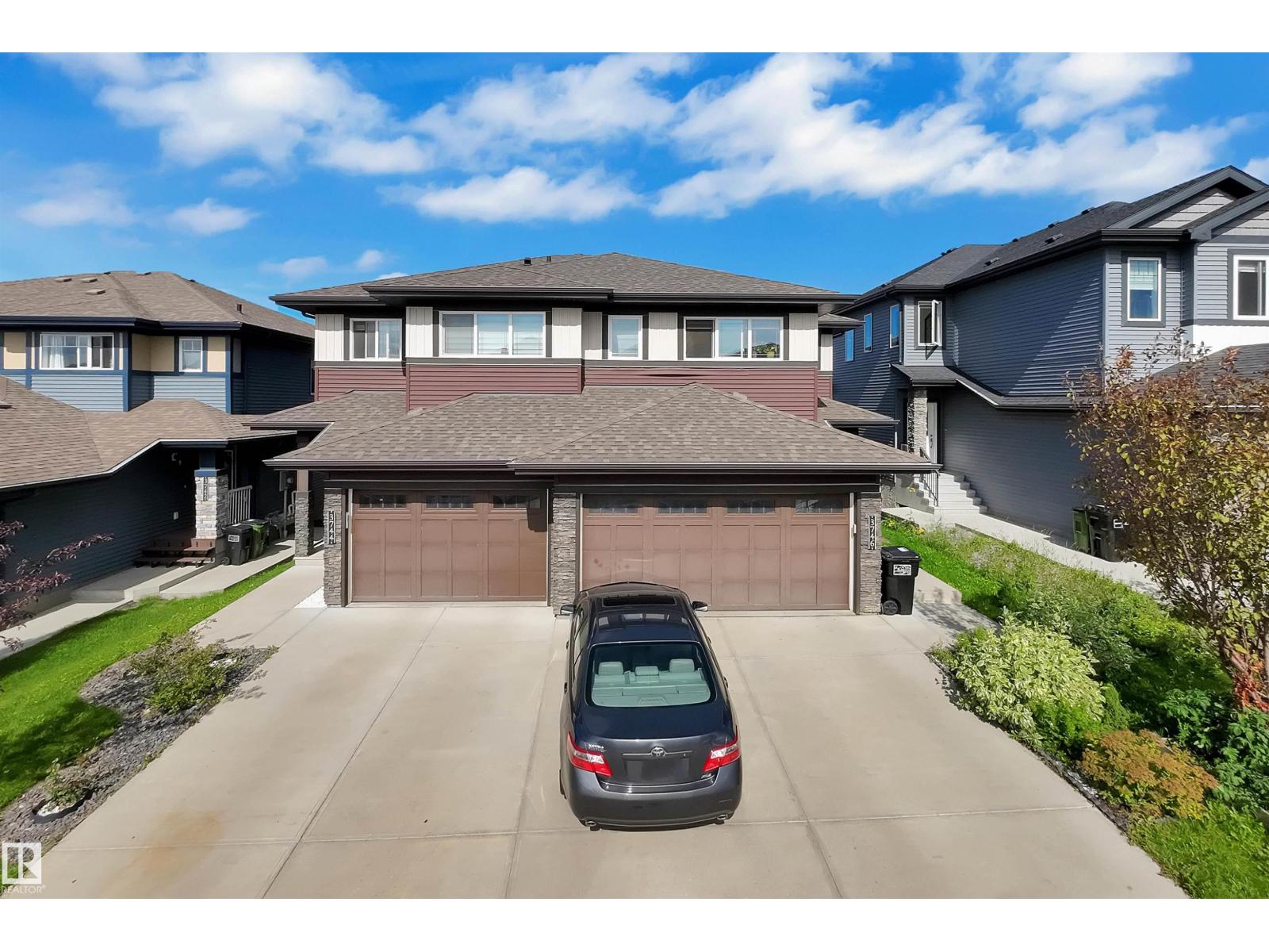 Photo 3 of 3746 Weidle Cr Sw, Edmonton AB