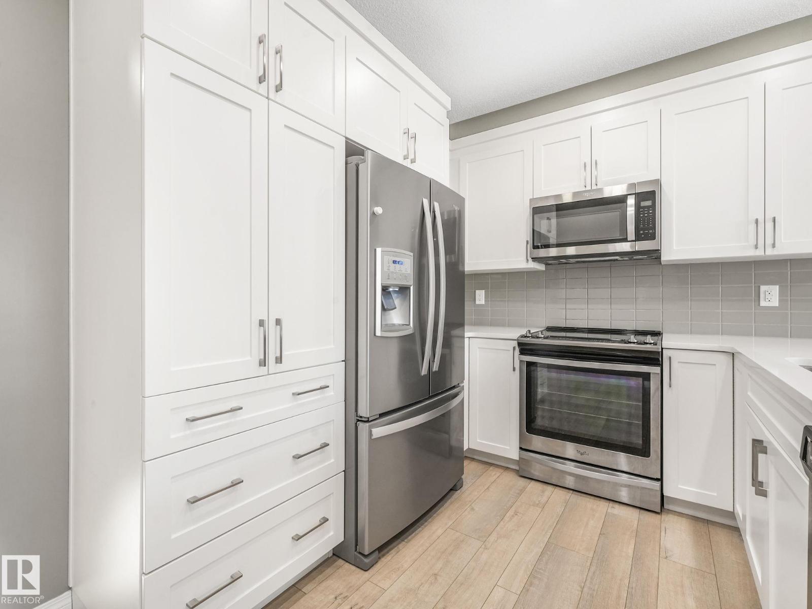 Photo 3 of 1631 203 St Nw, Edmonton AB