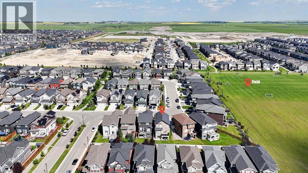 Photo 32 of 21 Kingsbury Close Se, Airdrie AB