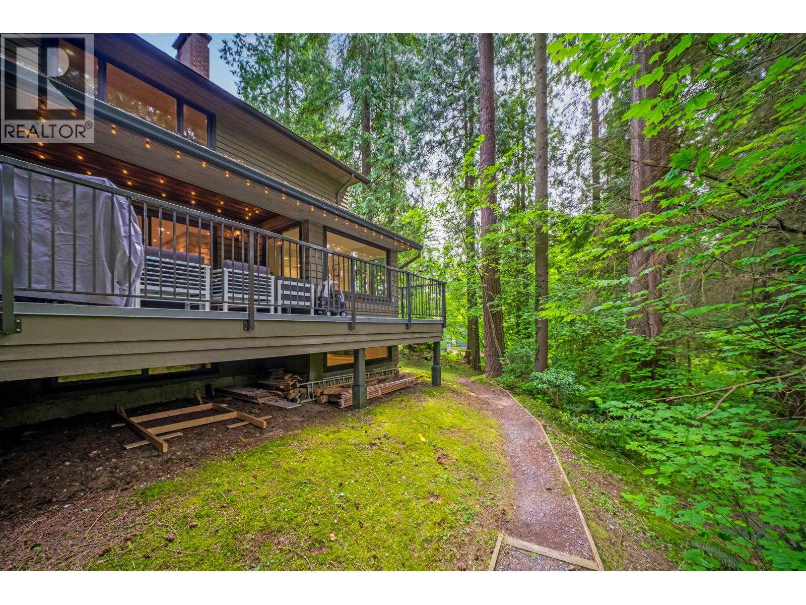 Photo 20 of 867 Frederick Road, North Vancouver BC
