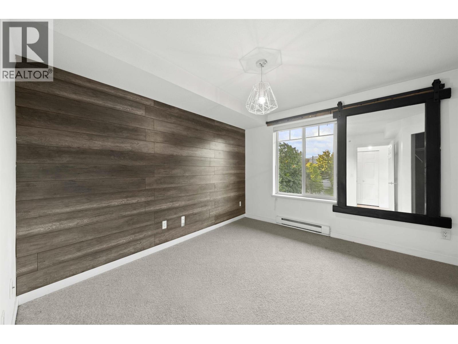 Photo 4 of 3408 240 Sherbrooke Street, New Westminster BC