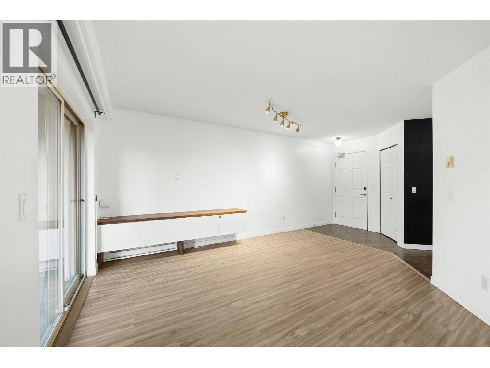 Photo 8 of 3408 240 Sherbrooke Street, New Westminster BC
