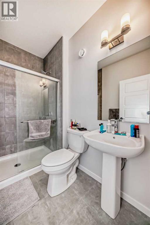 Photo 7 of 153 Edith Way Nw, Calgary AB