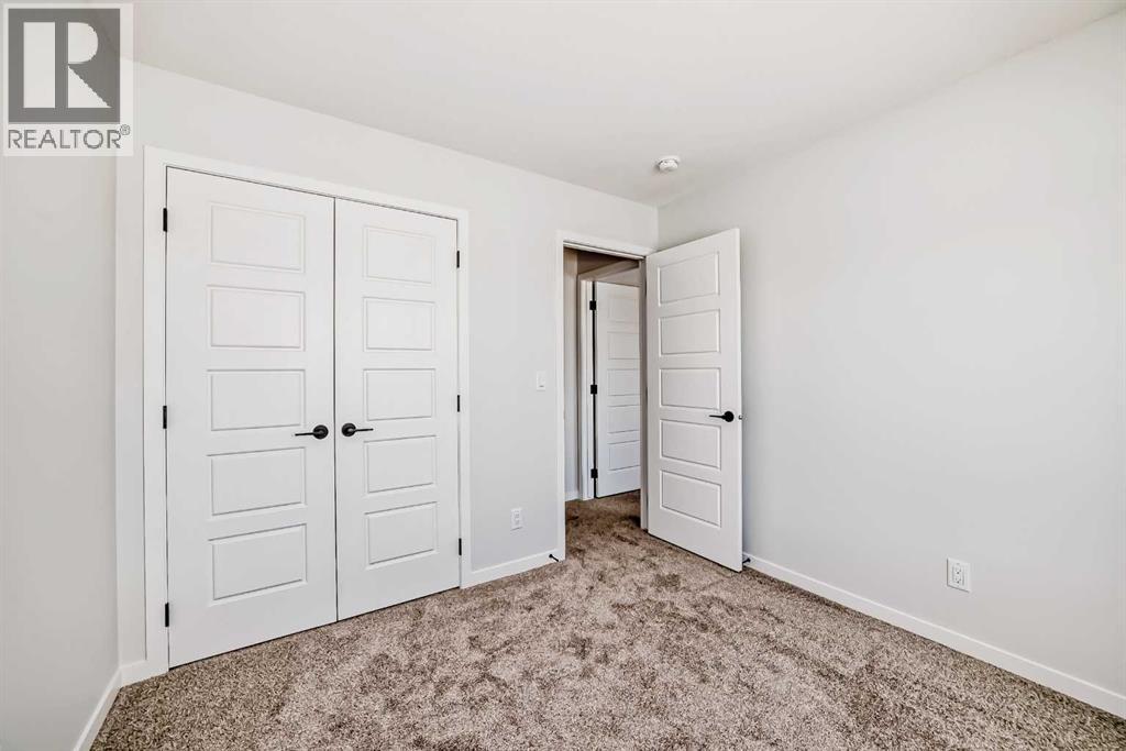 Photo 16 of 153 Edith Way Nw, Calgary AB