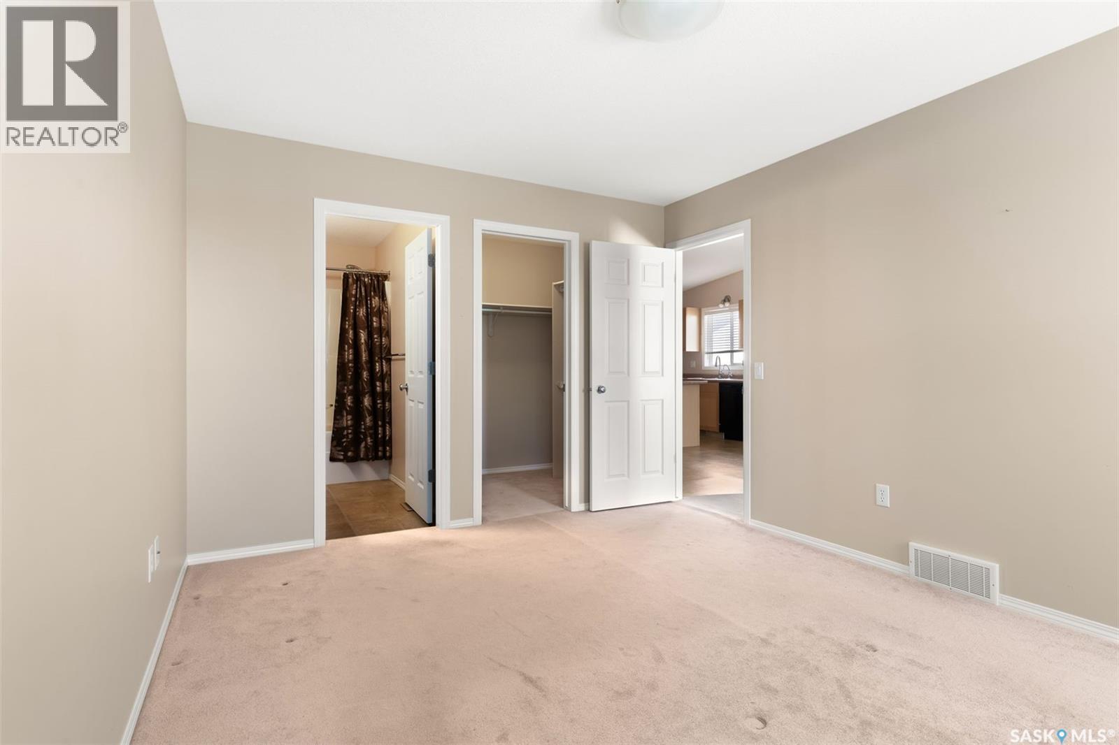 Single Family House Bungalow for Sale in   Windsor Park ROAD Regina 