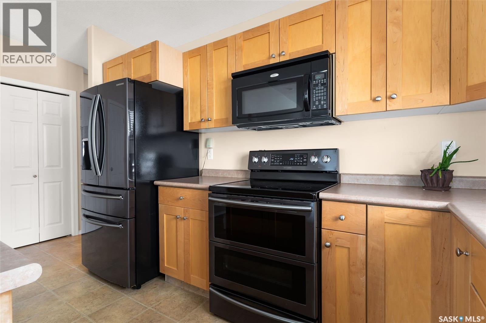 Single Family House Bungalow for Sale in   Windsor Park ROAD Regina 