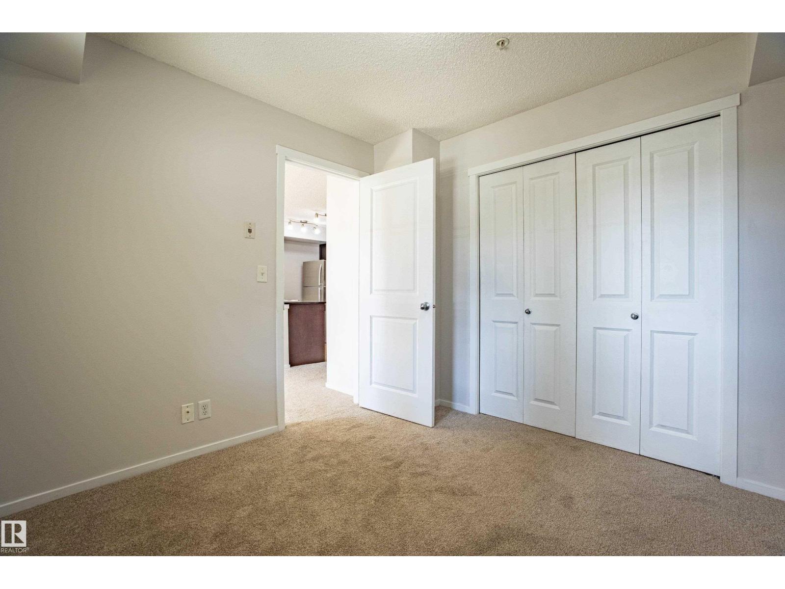 Photo 29 of 108 5810 Mullen Pl Nw, Edmonton AB