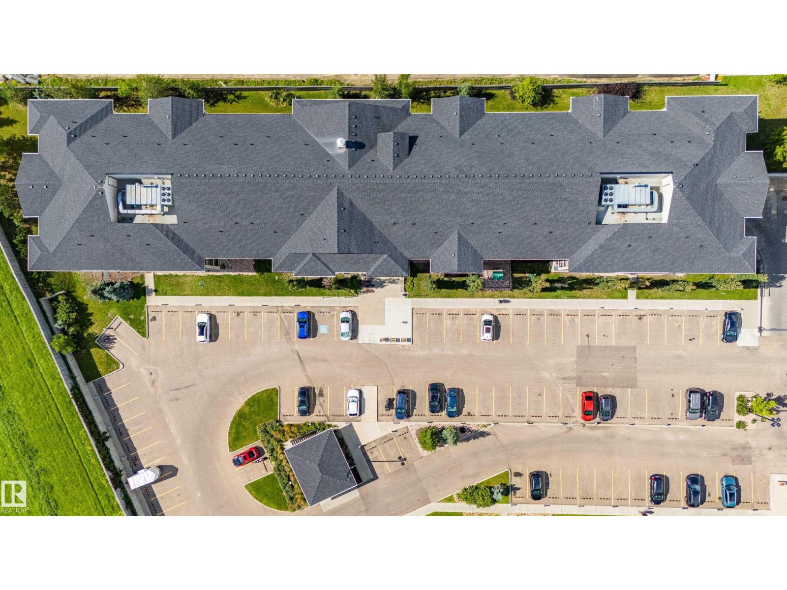 Photo 21 of 108 5810 Mullen Pl Nw, Edmonton AB