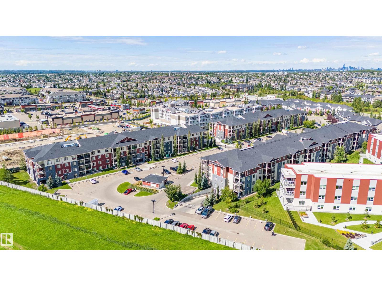 Photo 34 of 108 5810 Mullen Pl Nw, Edmonton AB