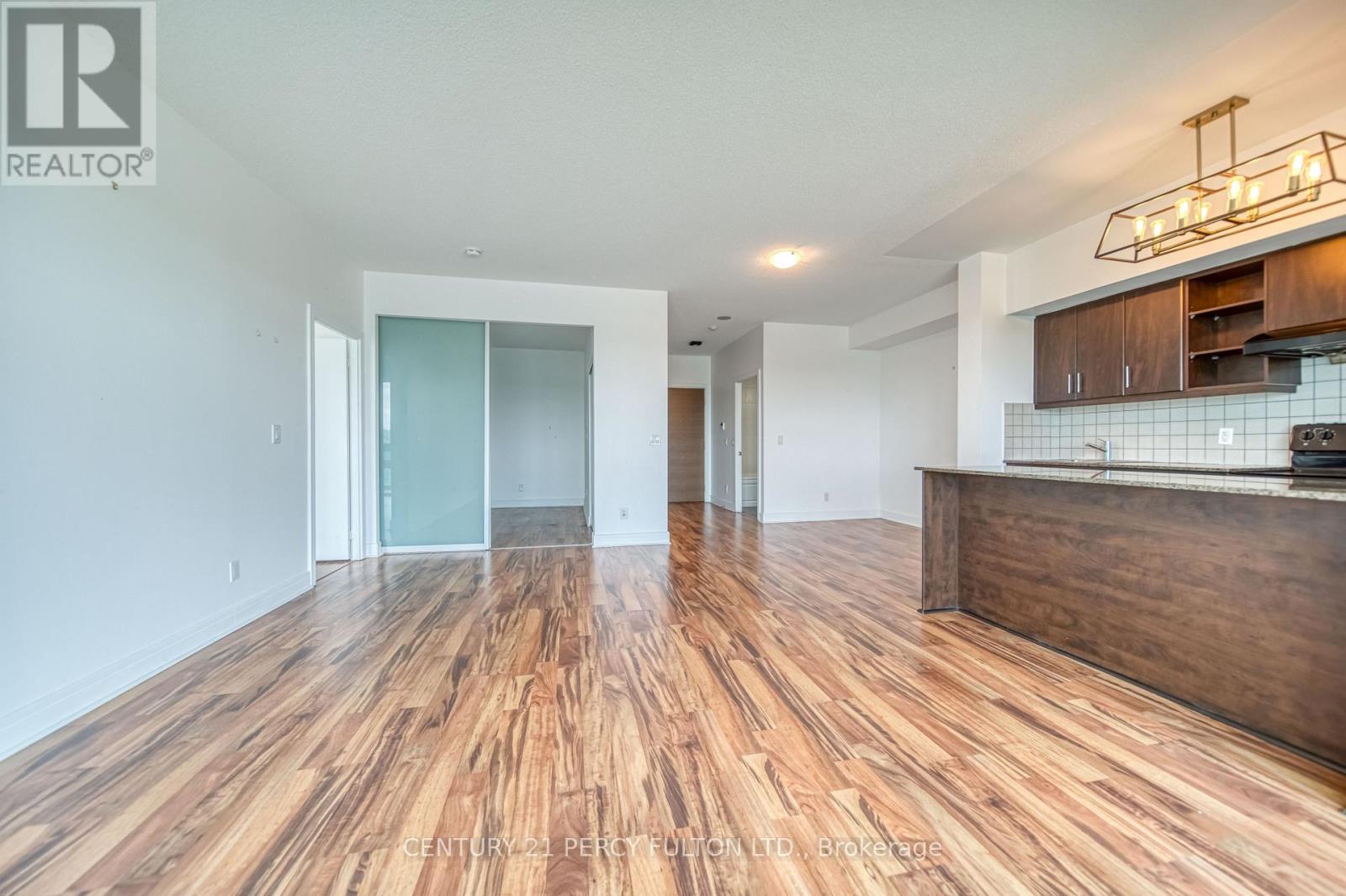 Photo 30 of 504 35 Brian Peck Crescent, Toronto ON