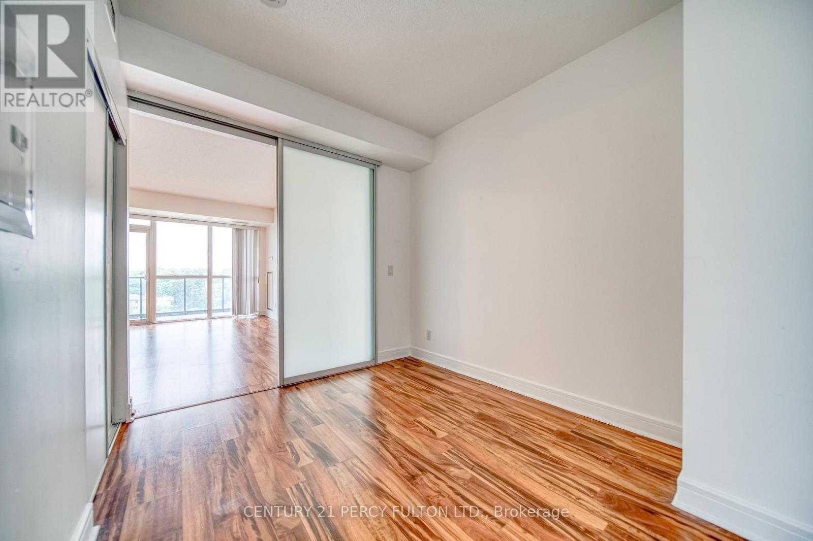 Photo 18 of 504 35 Brian Peck Crescent, Toronto ON