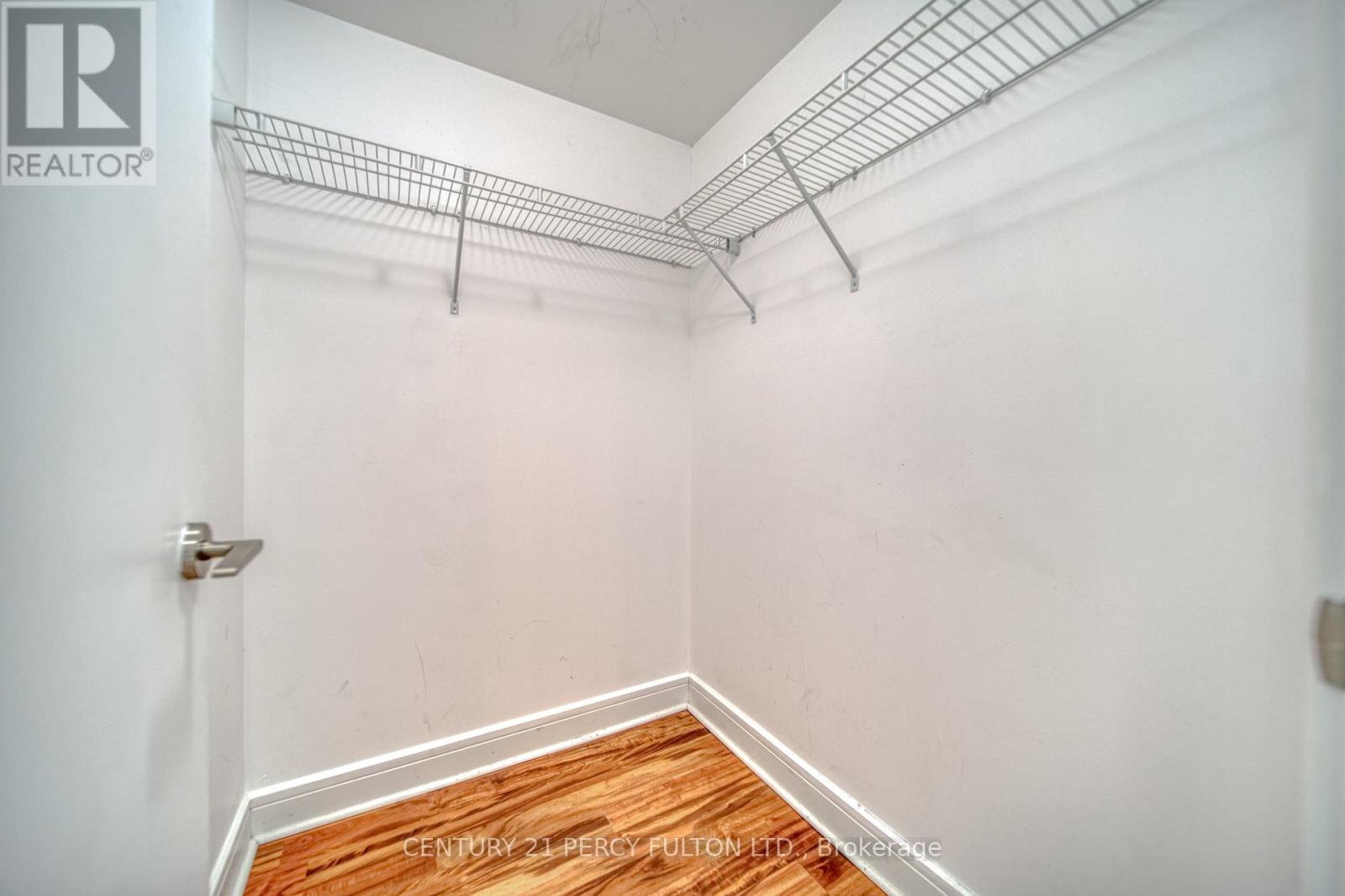 Photo 27 of 504 35 Brian Peck Crescent, Toronto ON