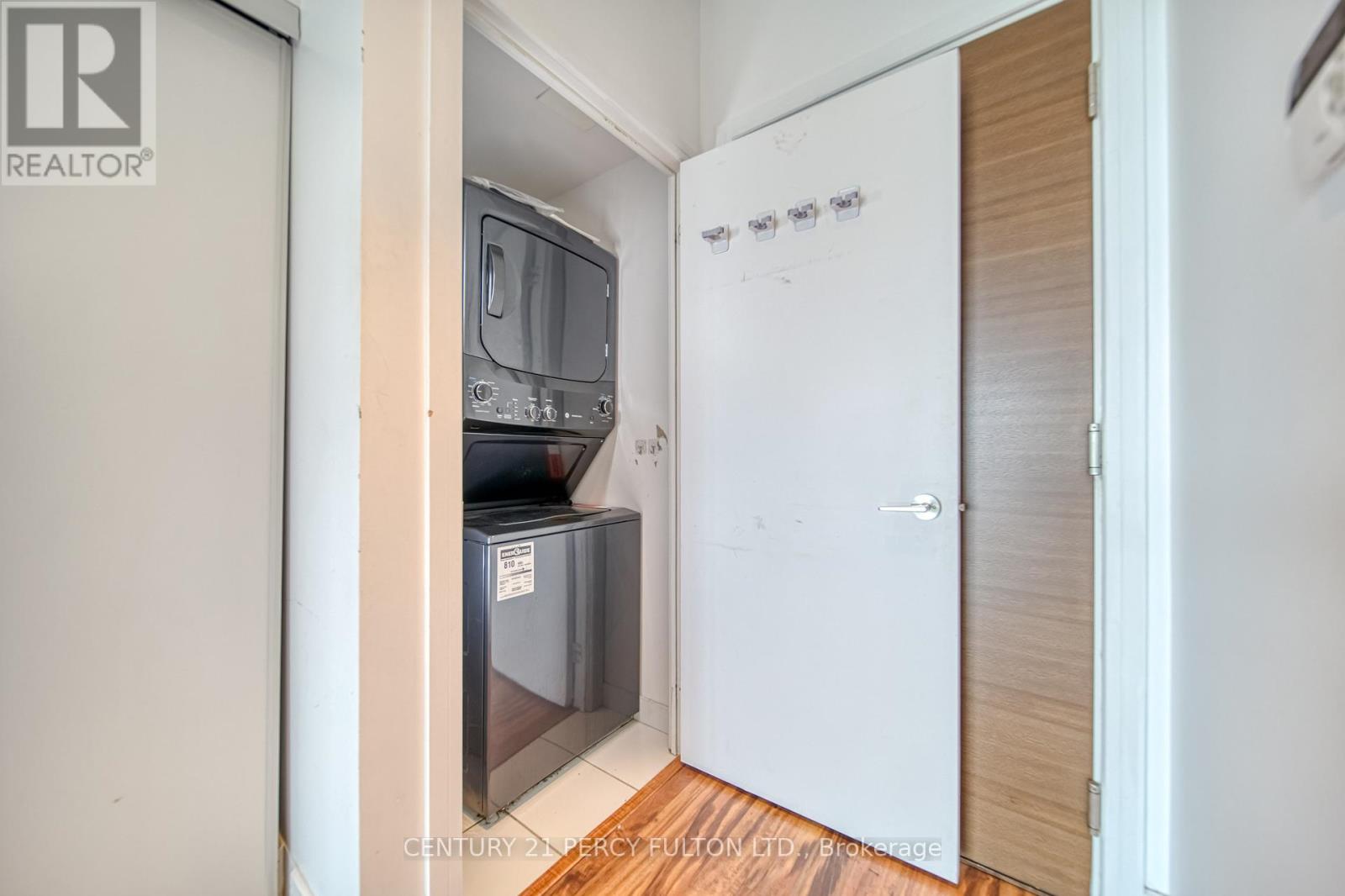 Photo 23 of 504 35 Brian Peck Crescent, Toronto ON