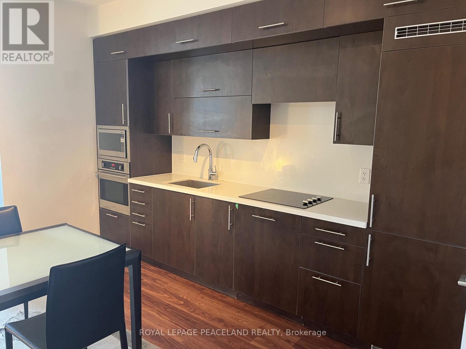 Photo 4 of 2519 5 Sheppard Avenue, Toronto ON