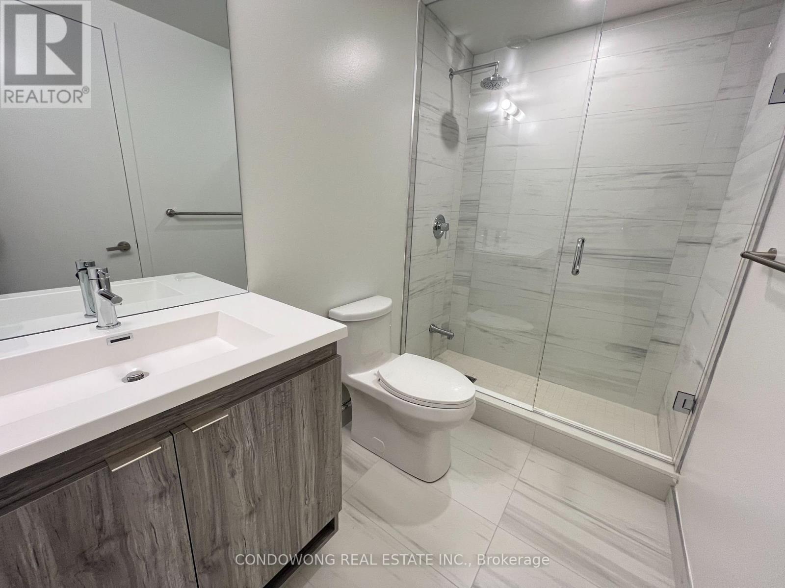 Photo 15 of 6207 138 Downes Street, Toronto ON
