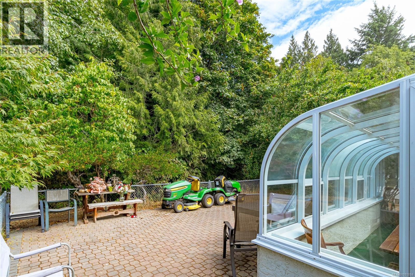 Photo 26 of 667 Goldie Ave, Langford BC