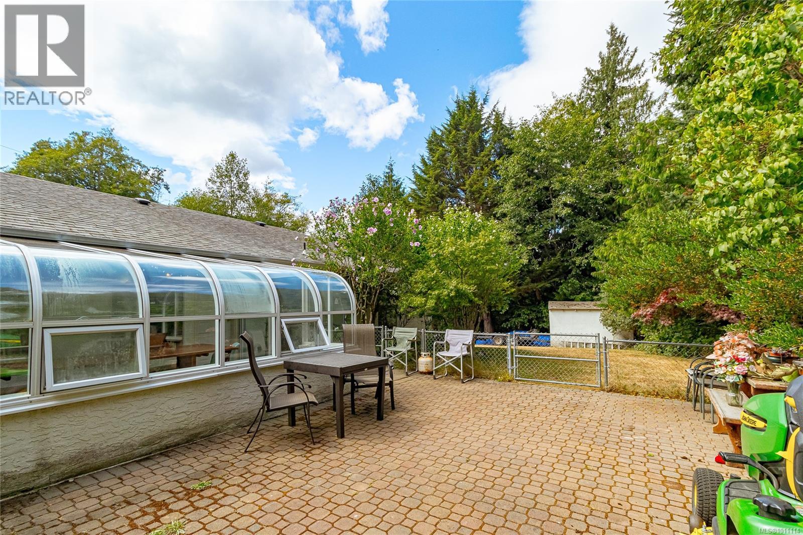 Photo 13 of 667 Goldie Ave, Langford BC
