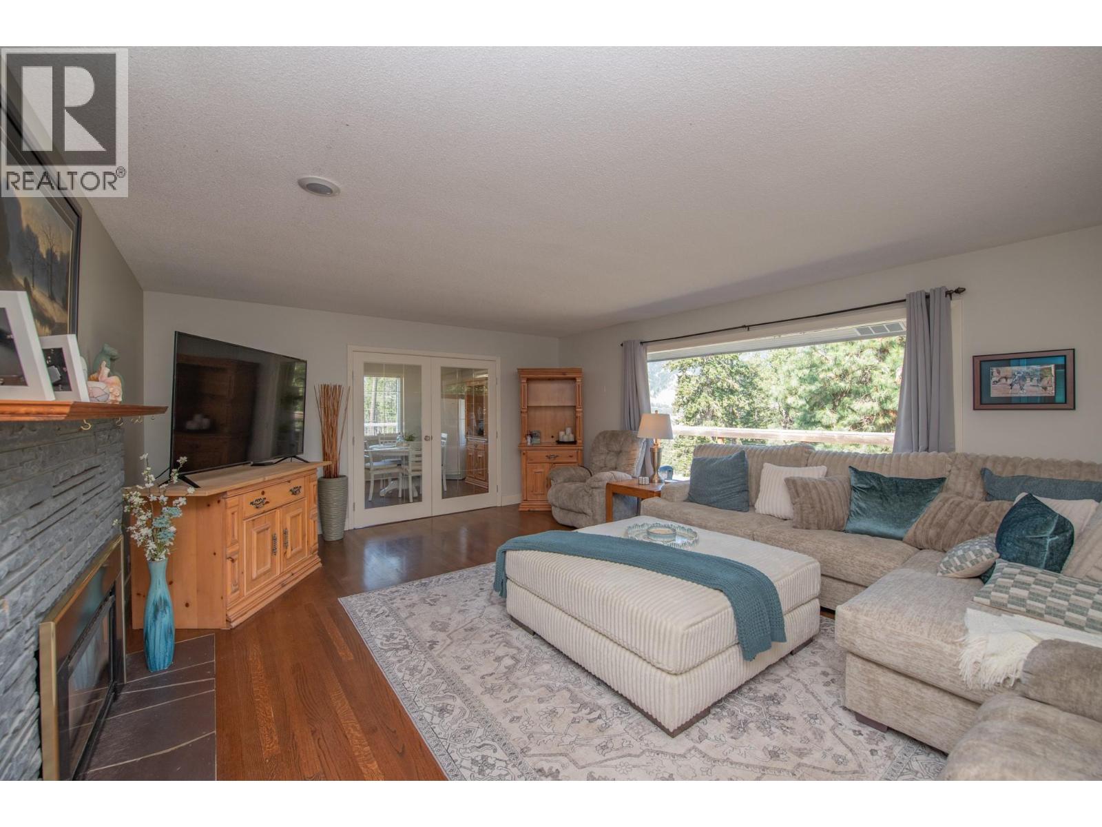 Photo 9 of 15291 Middle Bench Road, Oyama BC