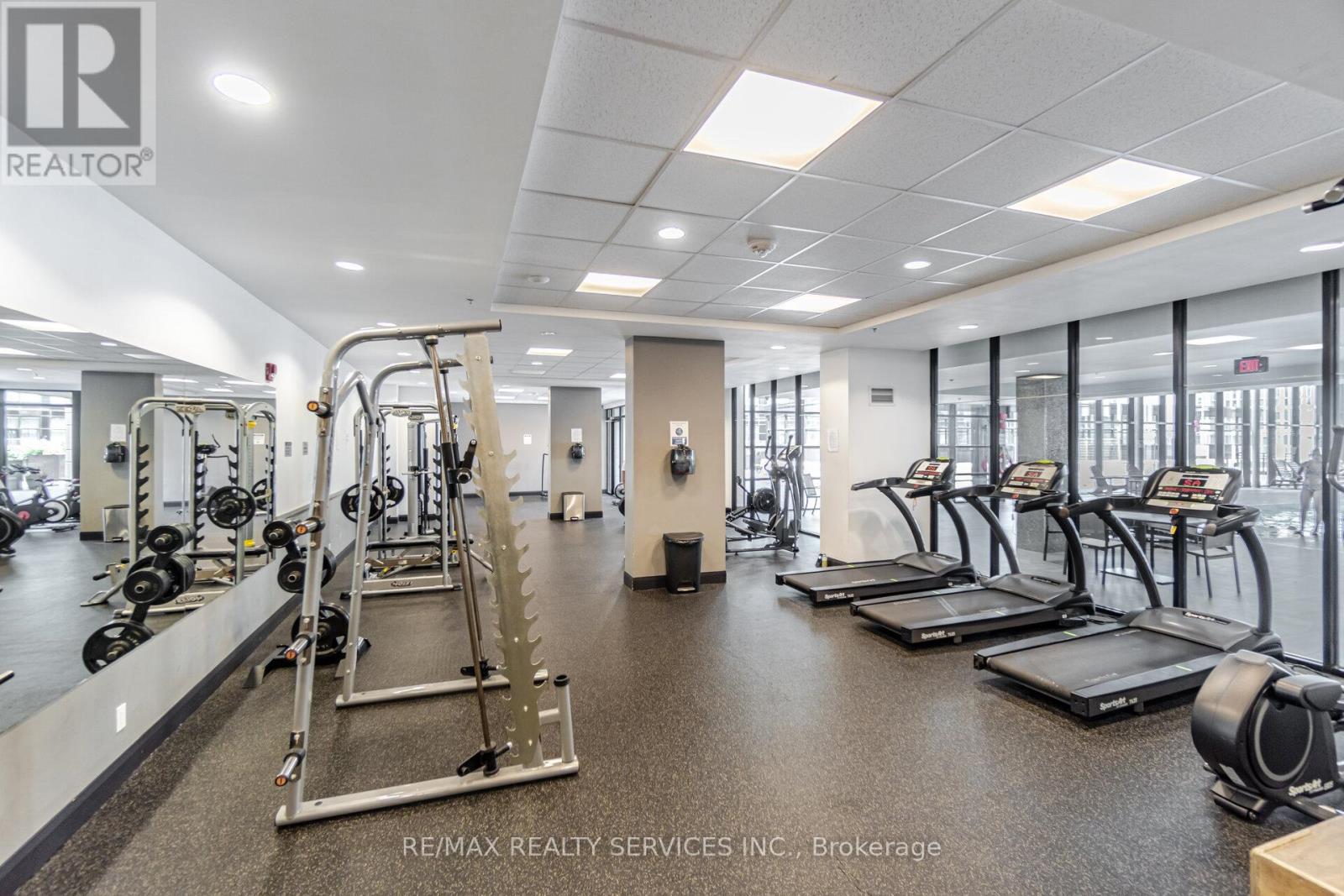 Photo 10 of 2902 2900 Highway 7 Road, Vaughan ON