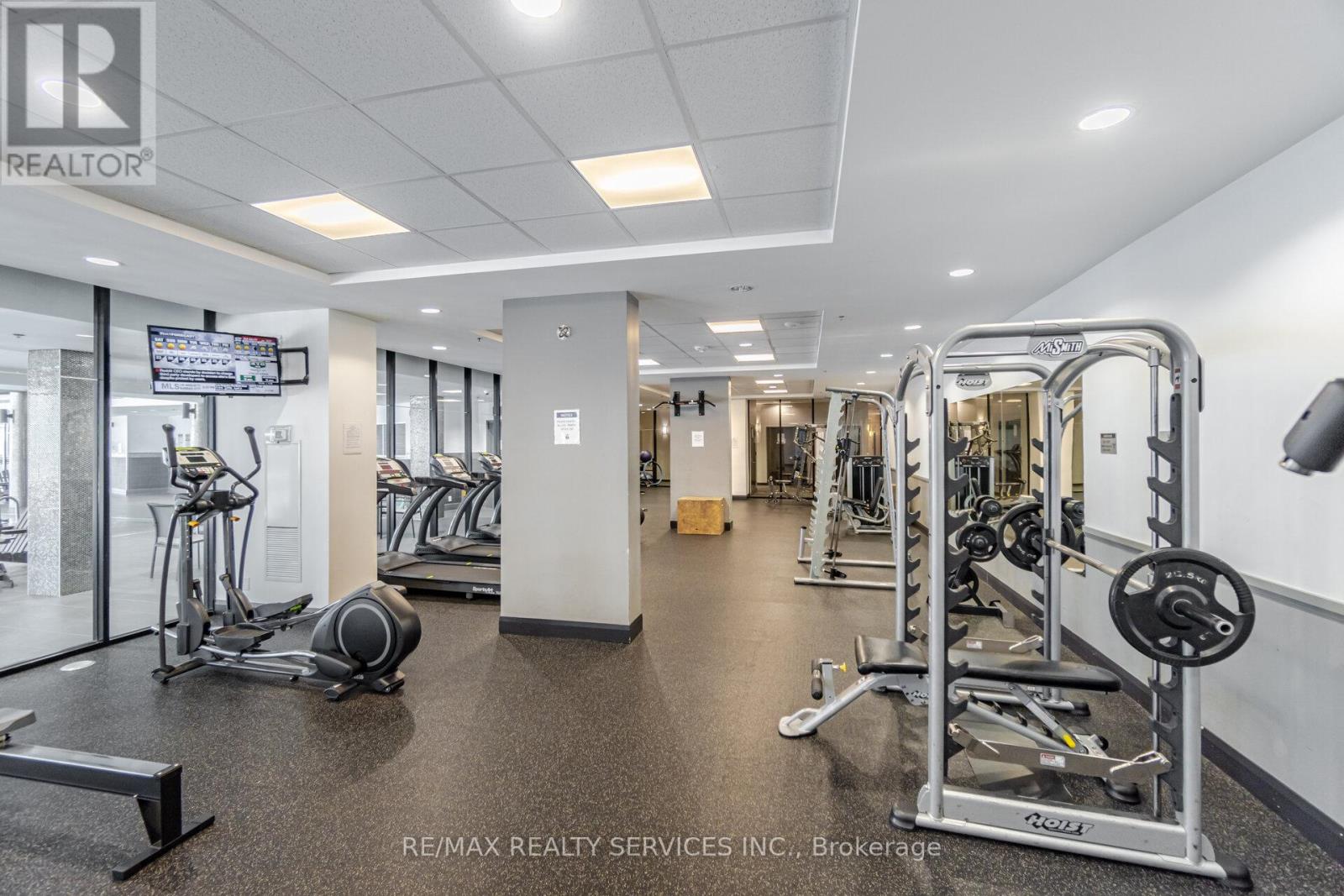 Photo 4 of 2902 2900 Highway 7 Road, Vaughan ON