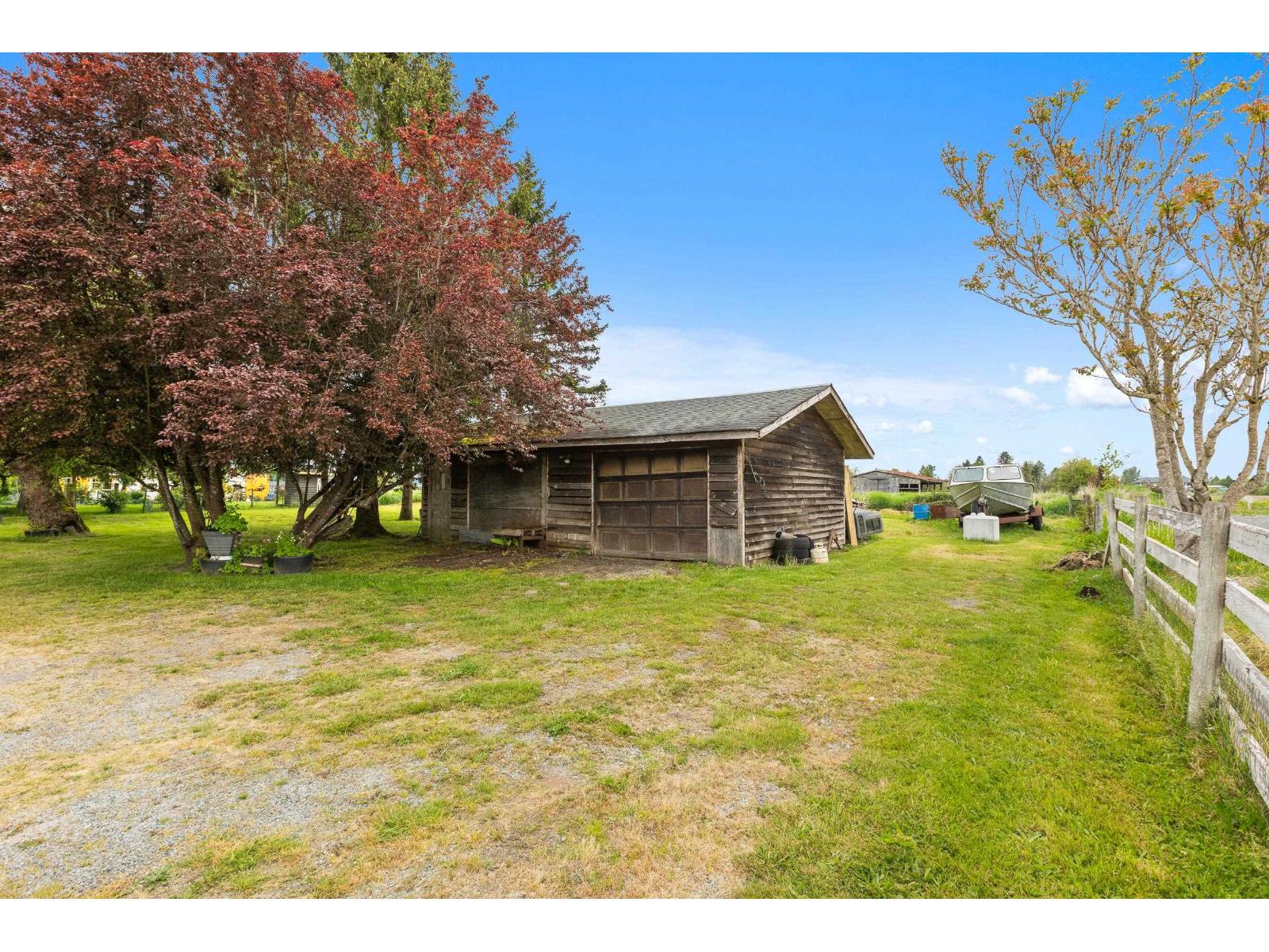 Photo 5 of 21947 61 Avenue, Langley BC