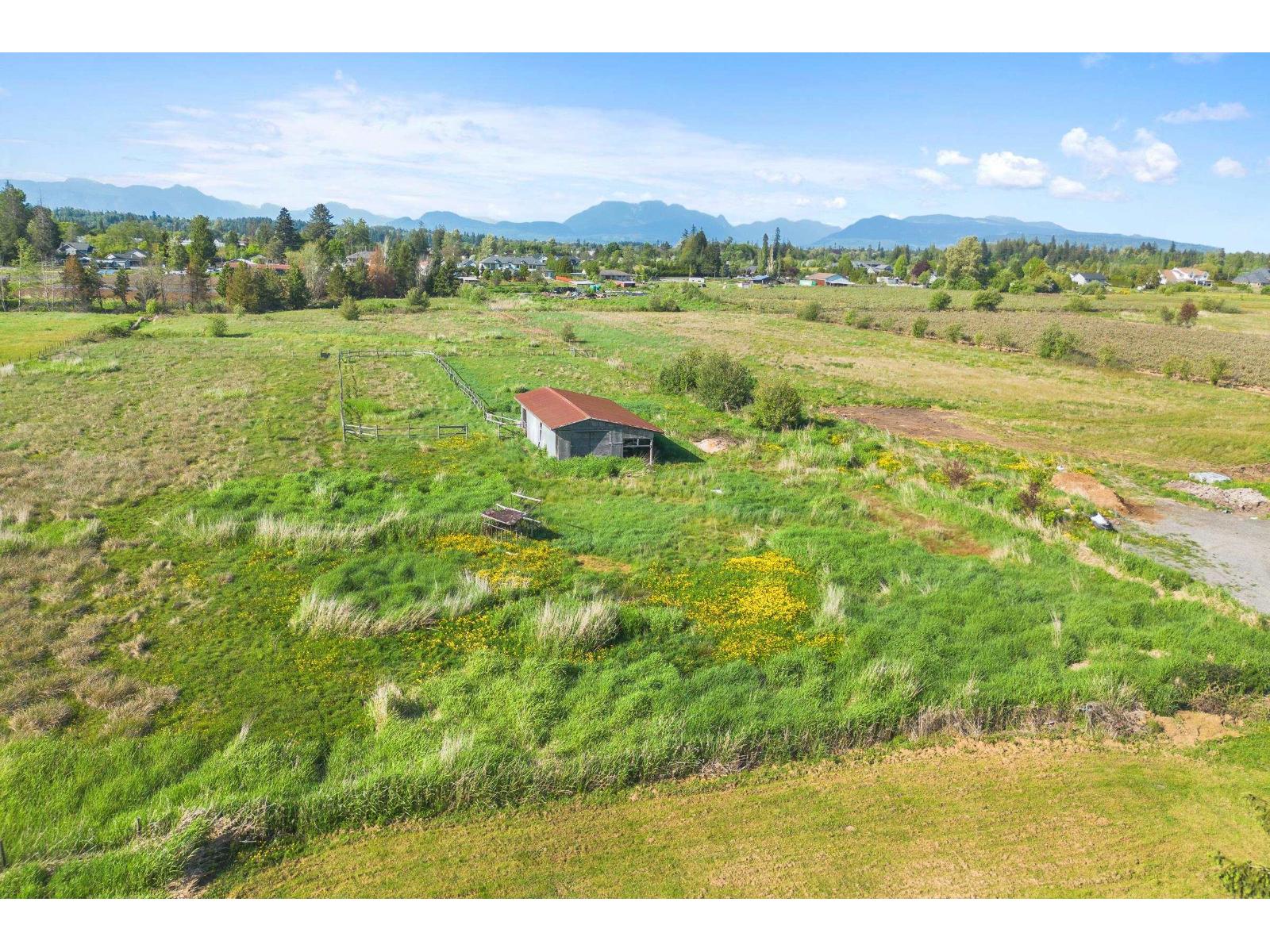 Photo 9 of 21947 61 Avenue, Langley BC
