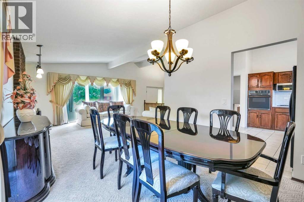 Single Family House 4 Level for Sale in  Templeside Circle NE Temple Calgary 