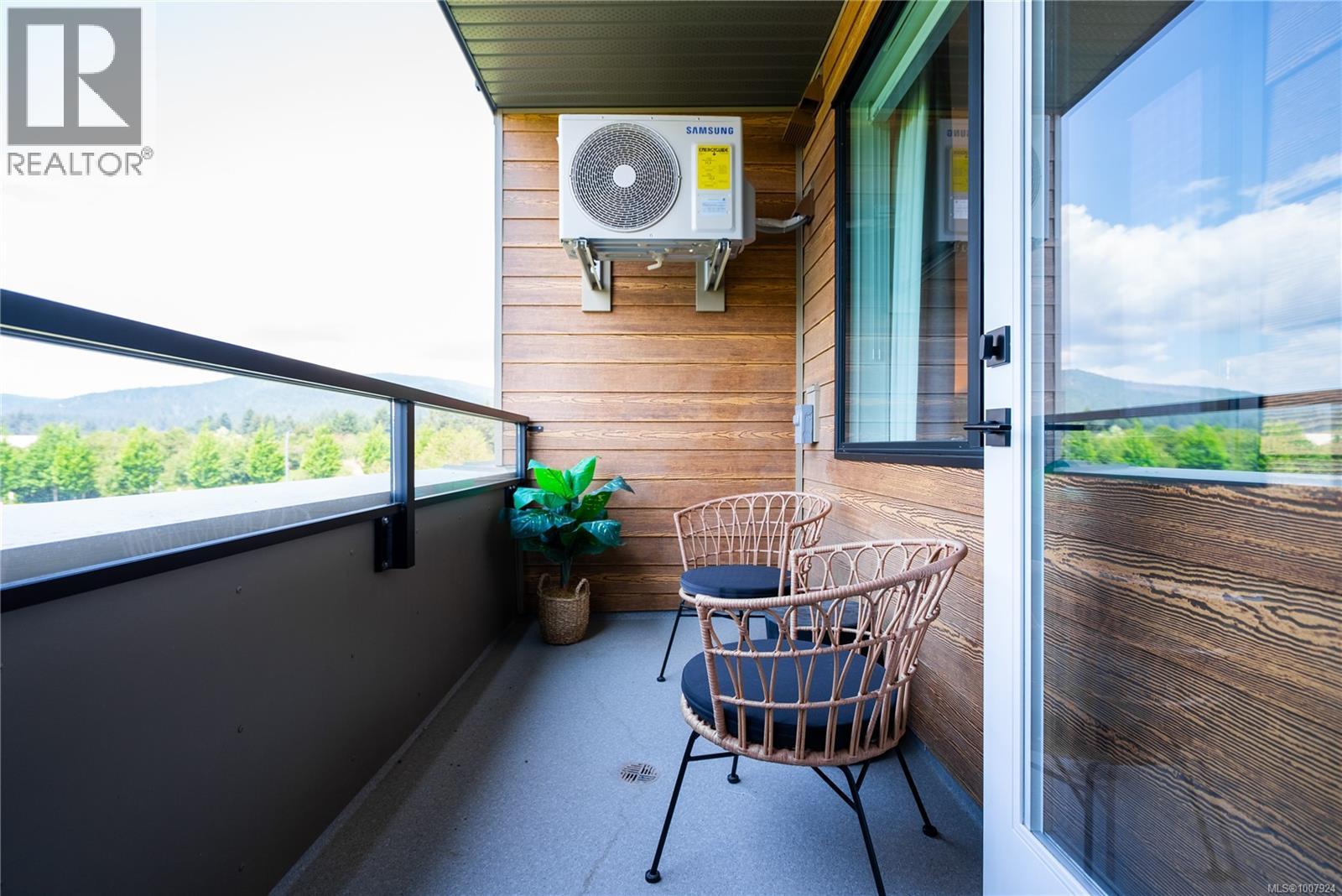 Photo 10 of 606 1371 Goldstream Ave, Langford BC