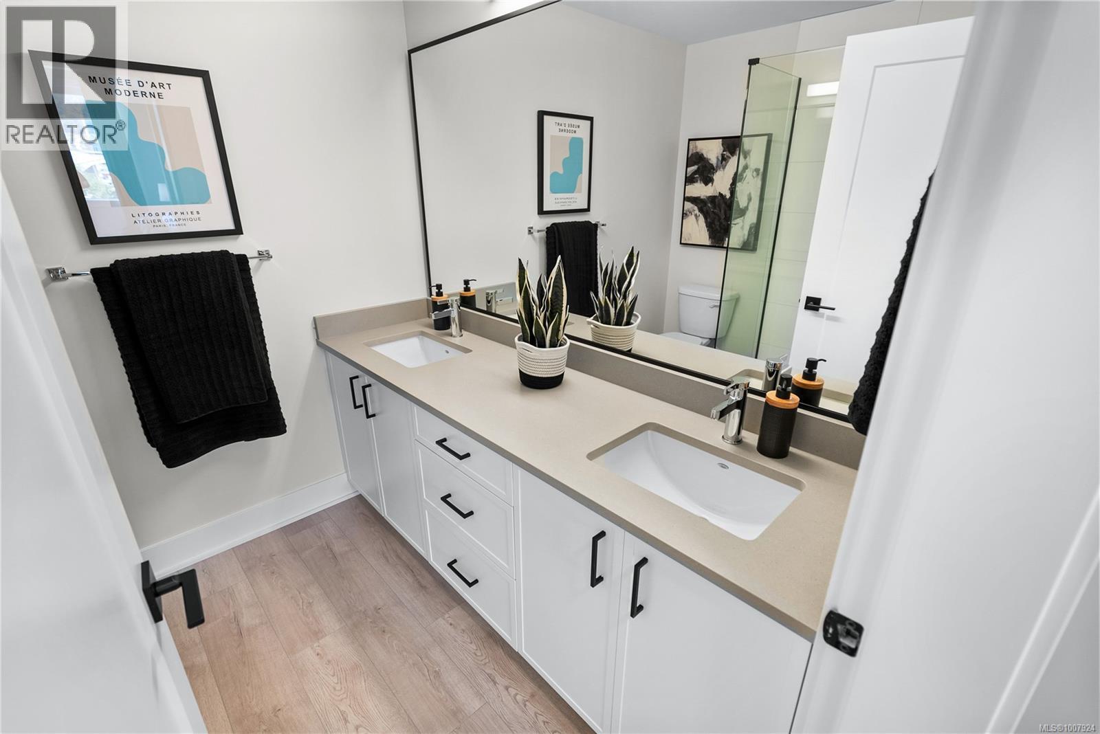 Photo 23 of 606 1371 Goldstream Ave, Langford BC